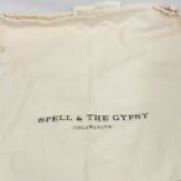 2 Canvas Bags(bundle) - Picture 4 of 5